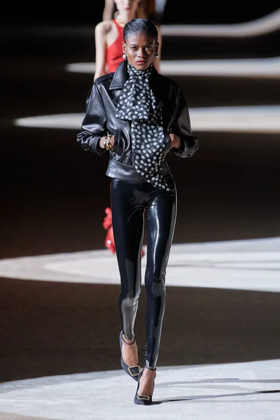 Look 22